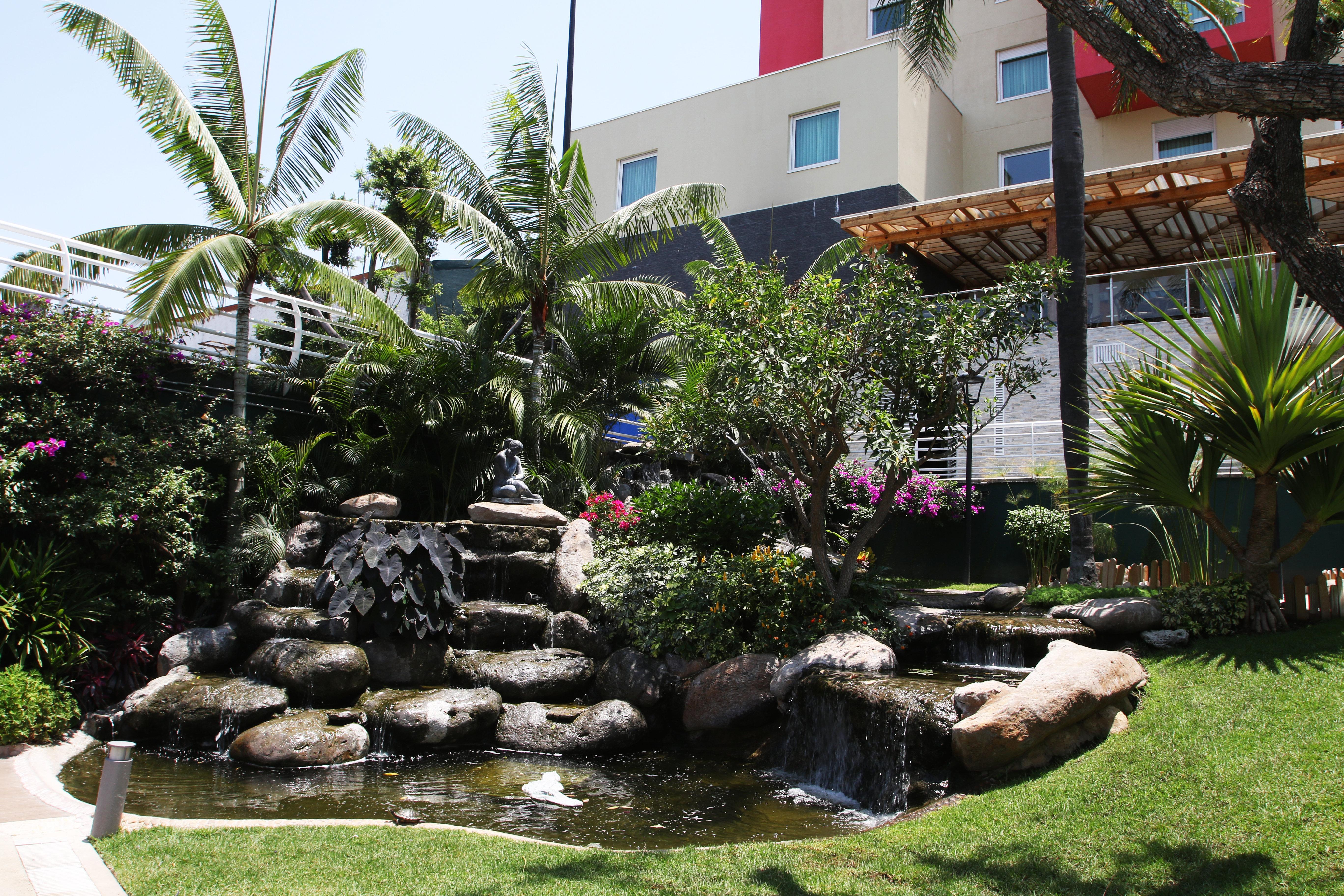 Holiday Inn Express & Suites Cuernavaca, An Ihg Hotel Екстериор снимка